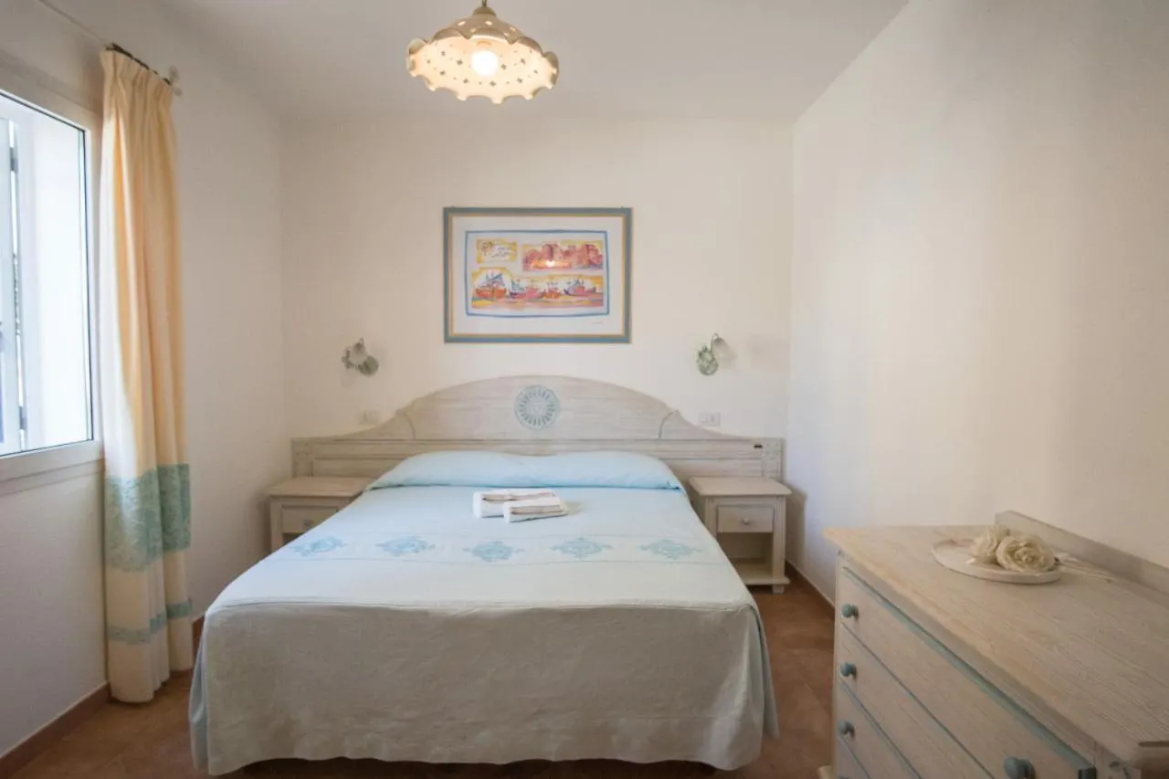 Apart Otel Isa-Appartaments In Orosei With Air Conditioning İtalya