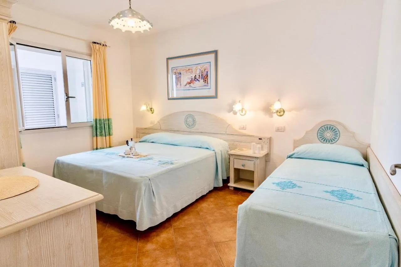 Isa-Appartaments In Orosei With Air Conditioning Apart Otel